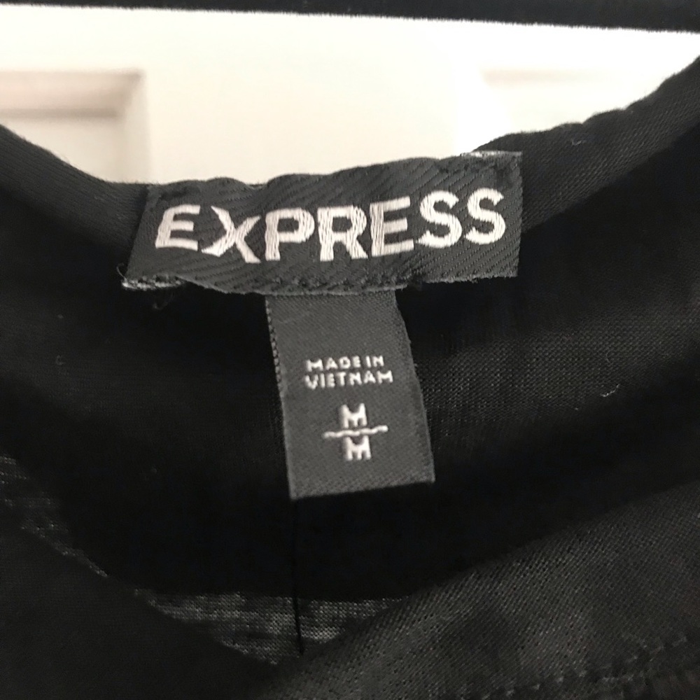 Express Blouse - Picture 2 of 6